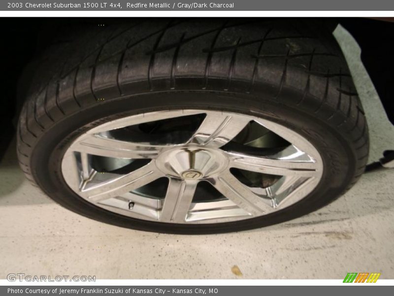 Custom Wheels of 2003 Suburban 1500 LT 4x4