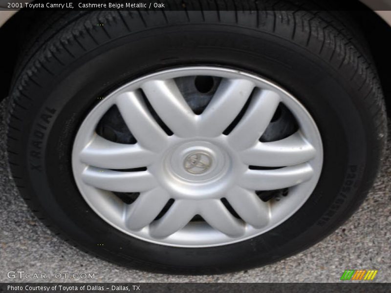 Cashmere Beige Metallic / Oak 2001 Toyota Camry LE