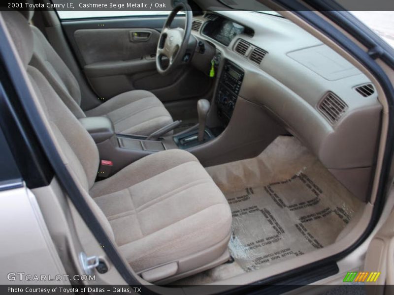 Cashmere Beige Metallic / Oak 2001 Toyota Camry LE