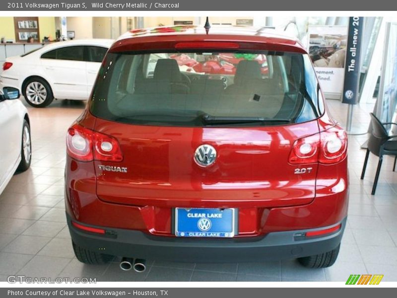 Wild Cherry Metallic / Charcoal 2011 Volkswagen Tiguan S