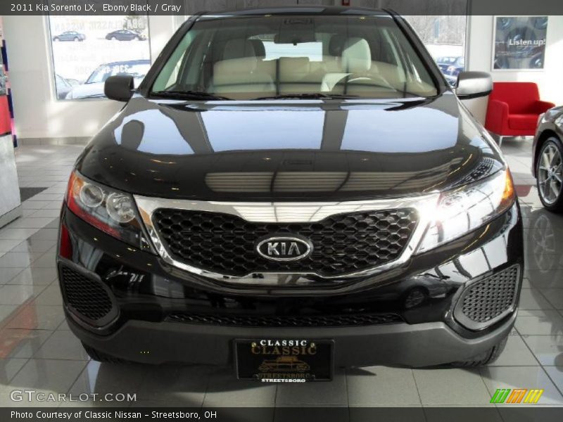Ebony Black / Gray 2011 Kia Sorento LX