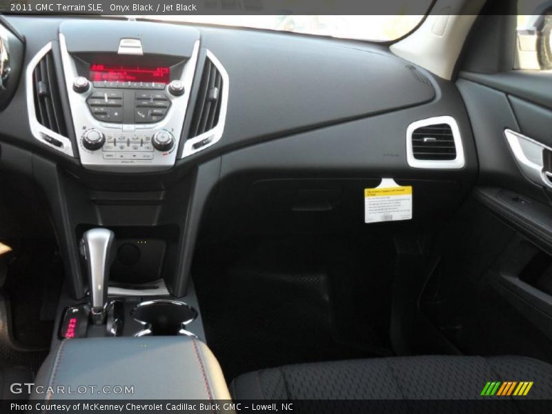 Onyx Black / Jet Black 2011 GMC Terrain SLE