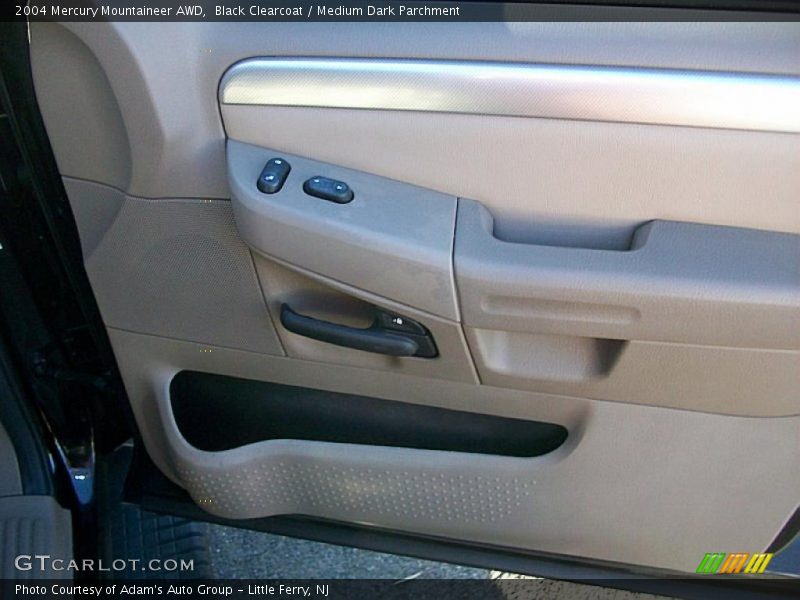 Black Clearcoat / Medium Dark Parchment 2004 Mercury Mountaineer AWD