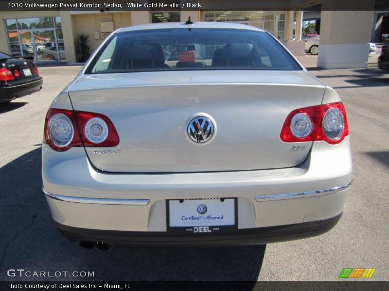 White Gold Metallic / Black 2010 Volkswagen Passat Komfort Sedan