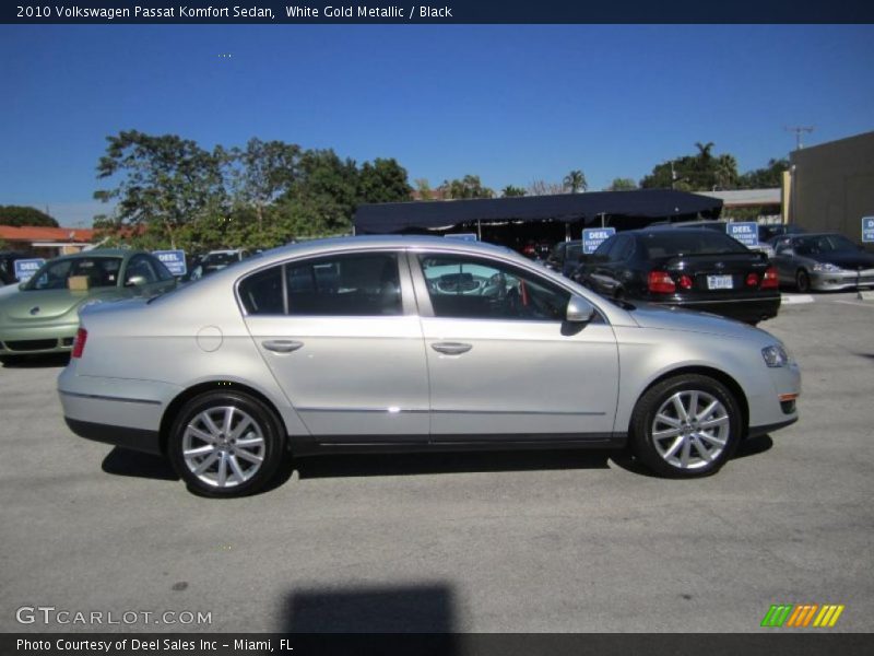 White Gold Metallic / Black 2010 Volkswagen Passat Komfort Sedan
