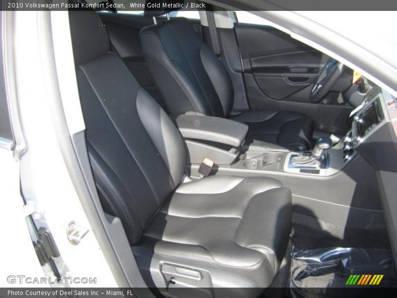 White Gold Metallic / Black 2010 Volkswagen Passat Komfort Sedan