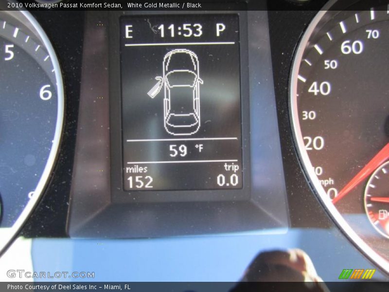 White Gold Metallic / Black 2010 Volkswagen Passat Komfort Sedan