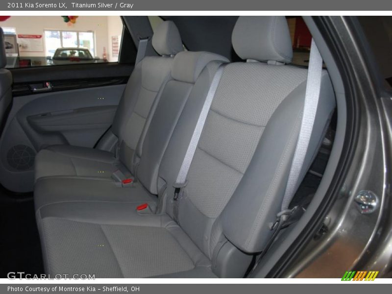 Titanium Silver / Gray 2011 Kia Sorento LX