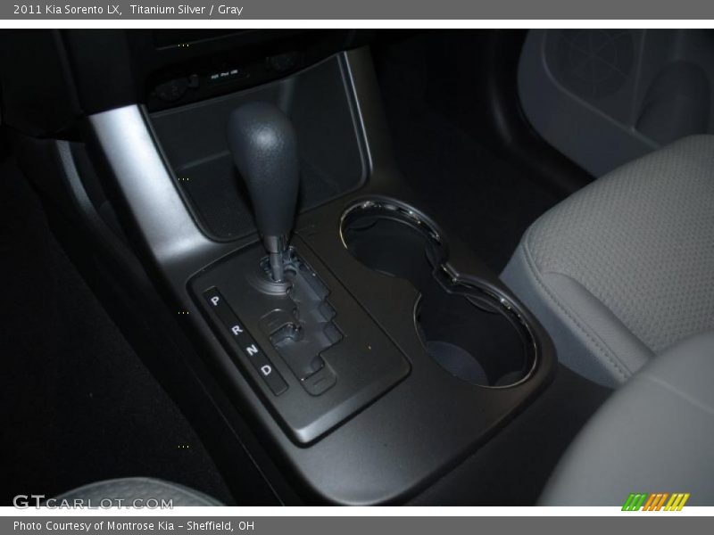 Titanium Silver / Gray 2011 Kia Sorento LX