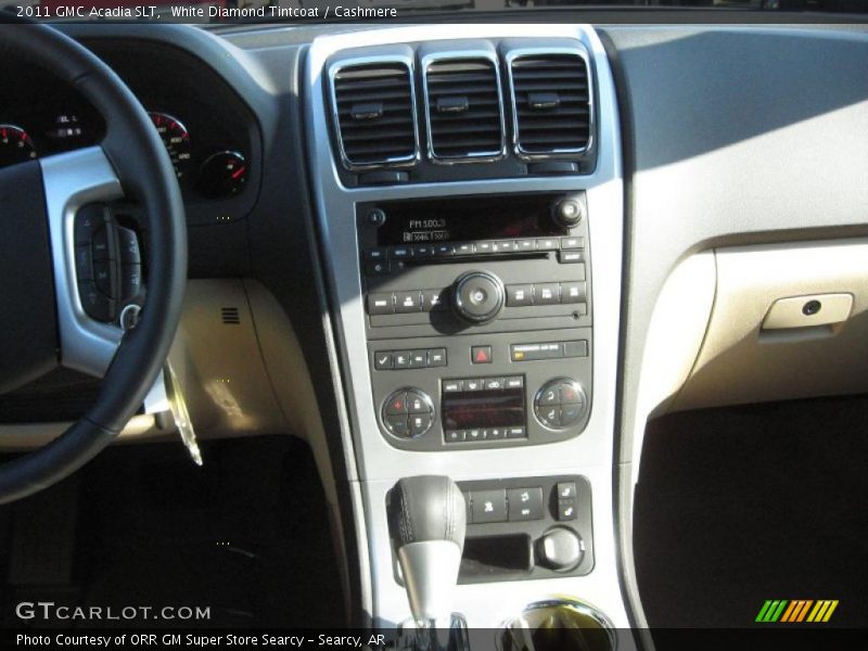 White Diamond Tintcoat / Cashmere 2011 GMC Acadia SLT