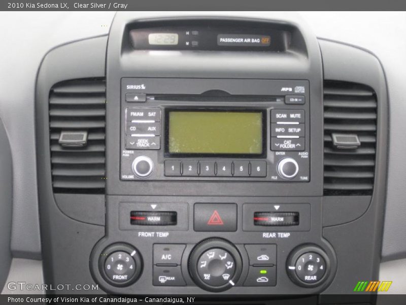 Clear Silver / Gray 2010 Kia Sedona LX