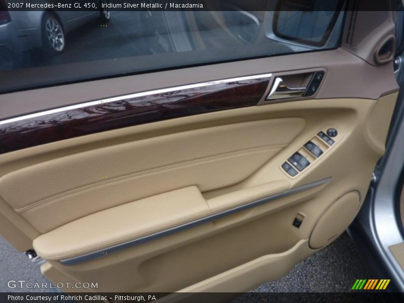 Iridium Silver Metallic / Macadamia 2007 Mercedes-Benz GL 450