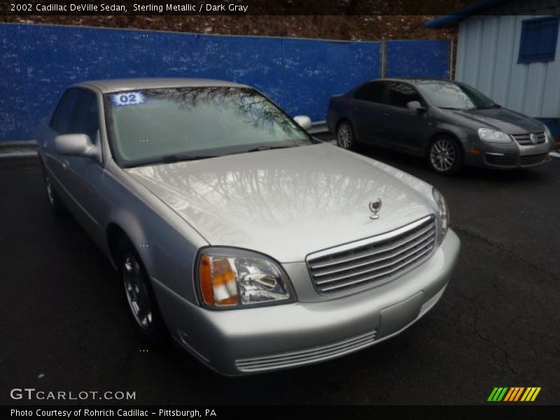 Sterling Metallic / Dark Gray 2002 Cadillac DeVille Sedan