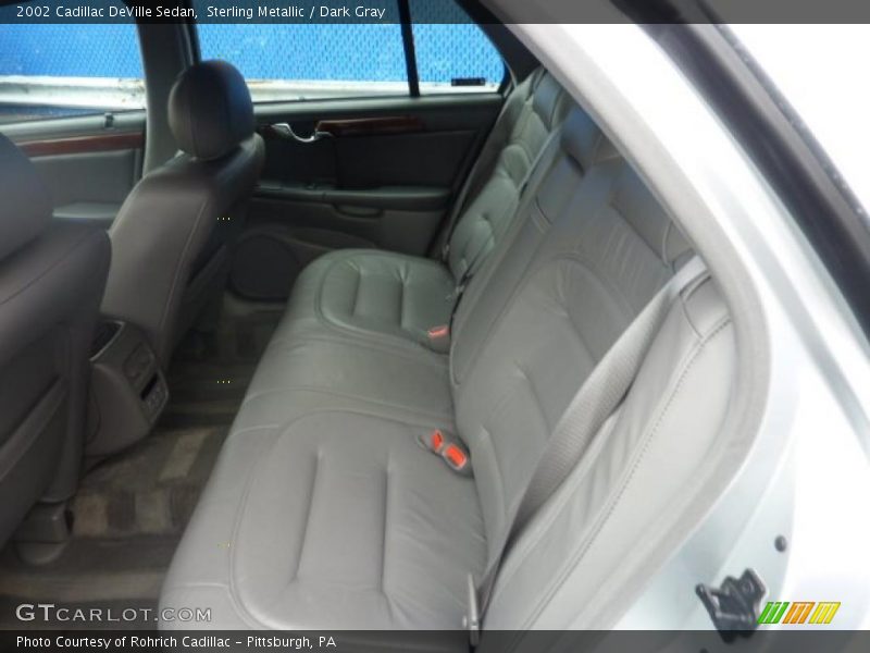 Sterling Metallic / Dark Gray 2002 Cadillac DeVille Sedan