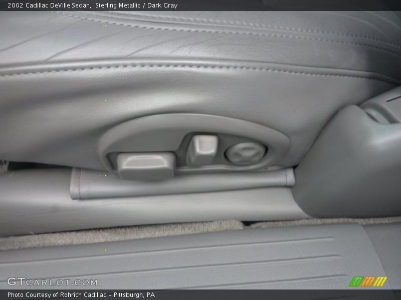 Sterling Metallic / Dark Gray 2002 Cadillac DeVille Sedan