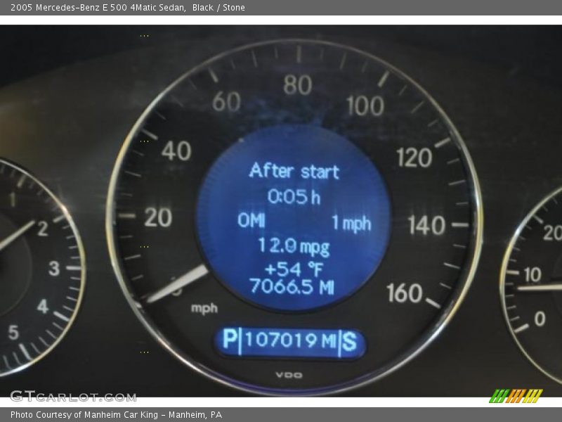 Black / Stone 2005 Mercedes-Benz E 500 4Matic Sedan