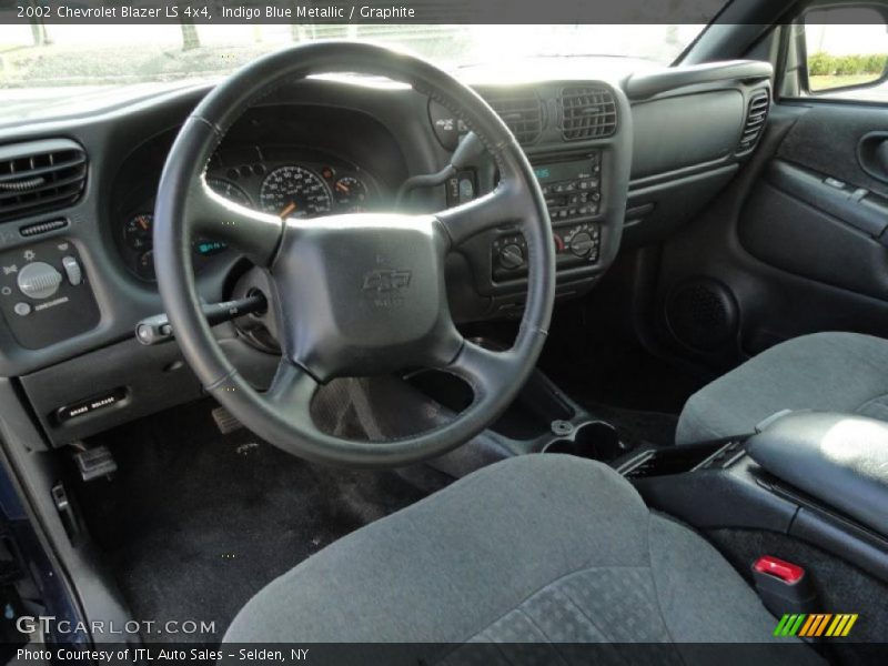 Indigo Blue Metallic / Graphite 2002 Chevrolet Blazer LS 4x4