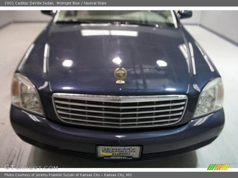 Midnight Blue / Neutral Shale 2001 Cadillac DeVille Sedan