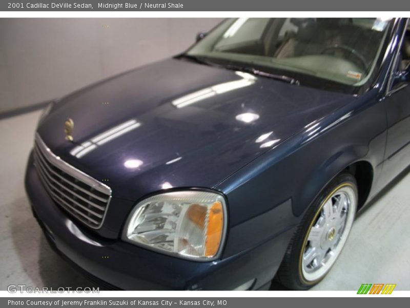 Midnight Blue / Neutral Shale 2001 Cadillac DeVille Sedan