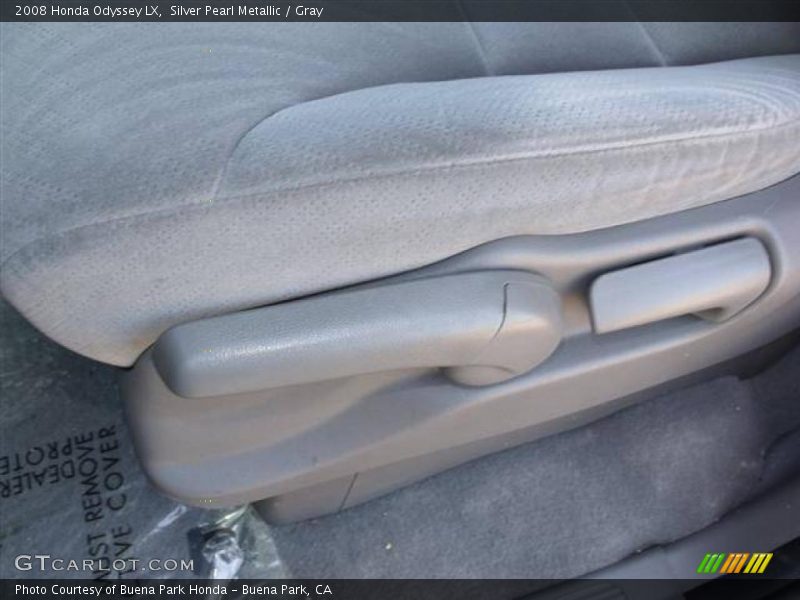 Silver Pearl Metallic / Gray 2008 Honda Odyssey LX