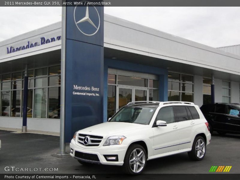 Arctic White / Almond/Black 2011 Mercedes-Benz GLK 350