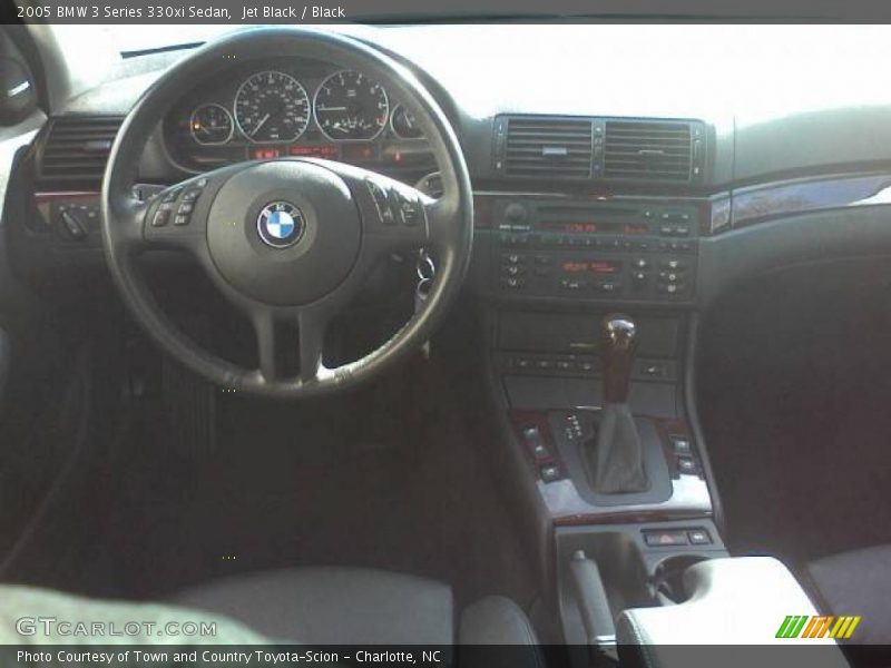  2005 3 Series 330xi Sedan Black Interior