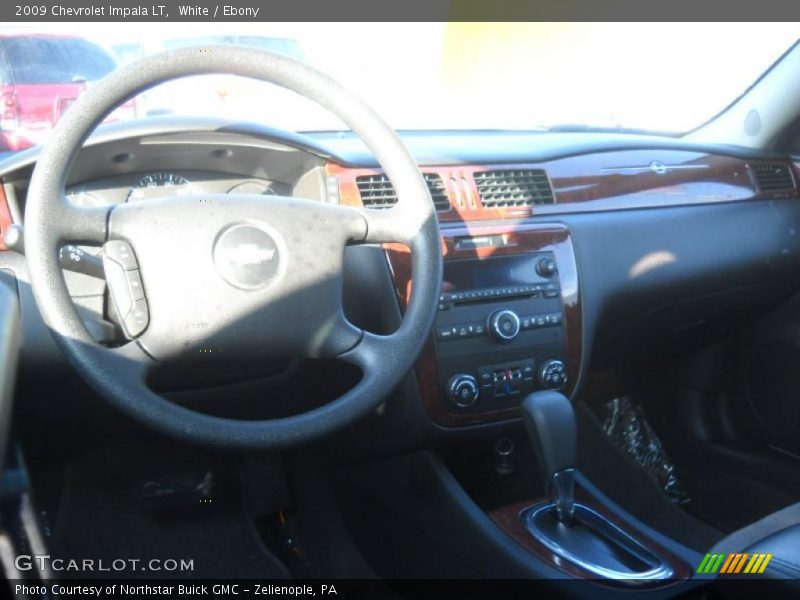White / Ebony 2009 Chevrolet Impala LT