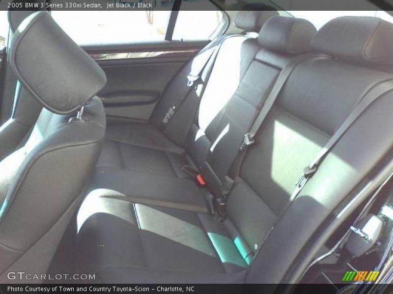  2005 3 Series 330xi Sedan Black Interior