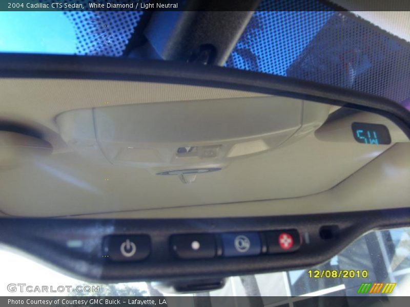 White Diamond / Light Neutral 2004 Cadillac CTS Sedan