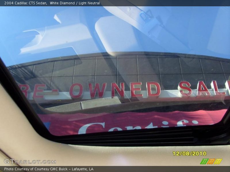 White Diamond / Light Neutral 2004 Cadillac CTS Sedan