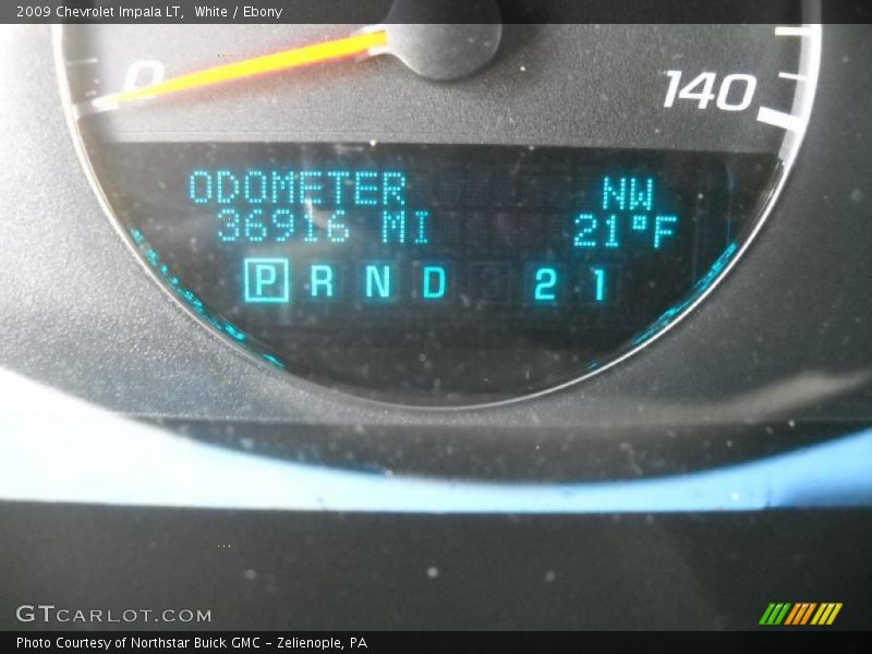 White / Ebony 2009 Chevrolet Impala LT