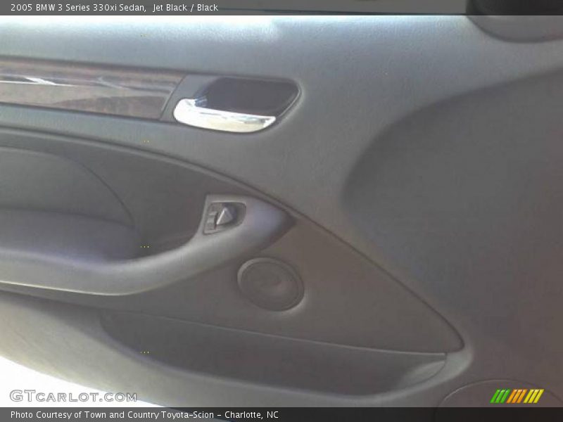 Jet Black / Black 2005 BMW 3 Series 330xi Sedan