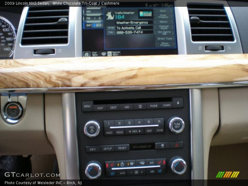 White Chocolate Tri-Coat / Cashmere 2009 Lincoln MKS Sedan