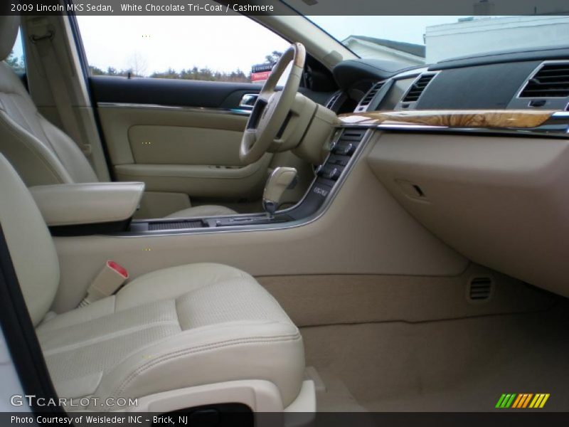 White Chocolate Tri-Coat / Cashmere 2009 Lincoln MKS Sedan