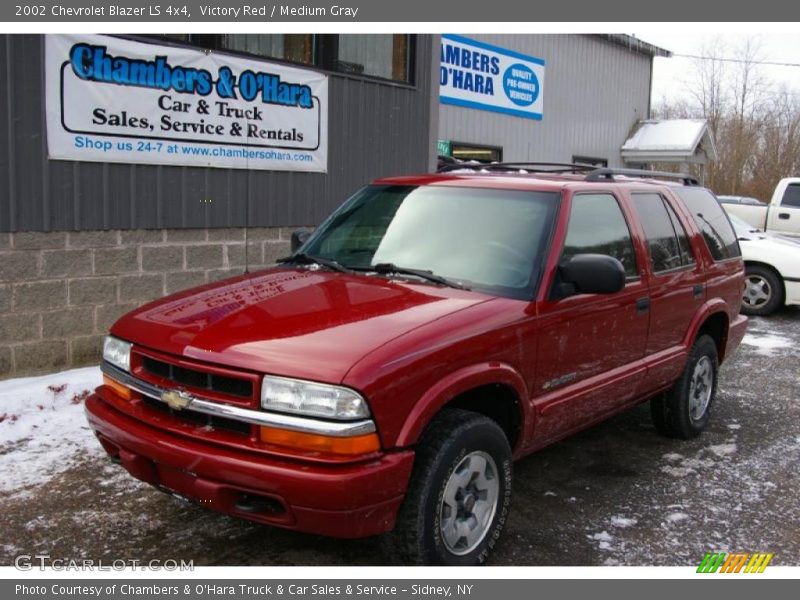 Victory Red / Medium Gray 2002 Chevrolet Blazer LS 4x4
