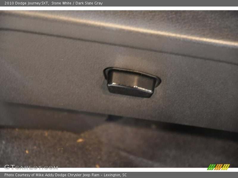 Stone White / Dark Slate Gray 2010 Dodge Journey SXT