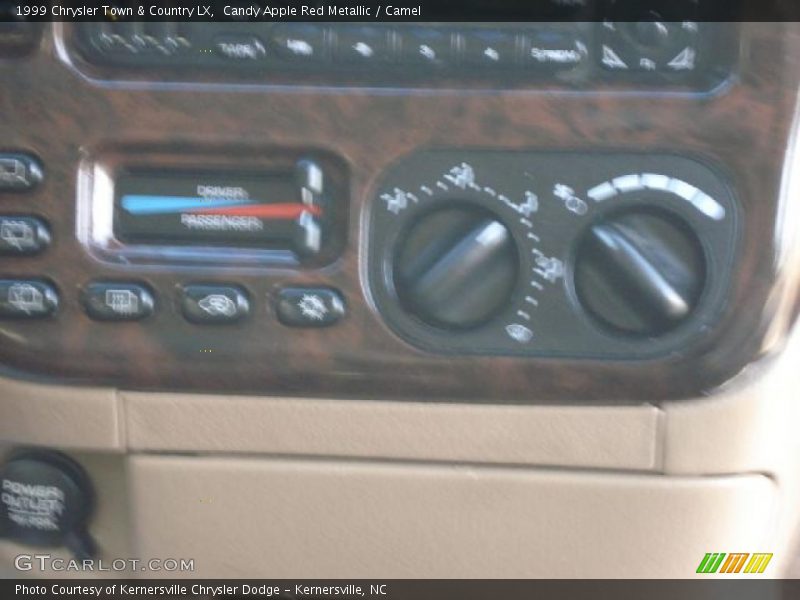 Candy Apple Red Metallic / Camel 1999 Chrysler Town & Country LX