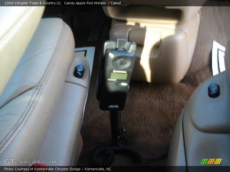 Candy Apple Red Metallic / Camel 1999 Chrysler Town & Country LX