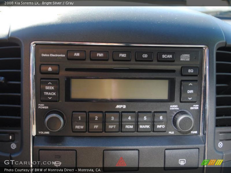 Bright Silver / Gray 2008 Kia Sorento LX