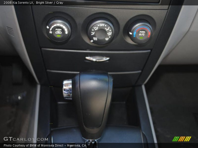 Bright Silver / Gray 2008 Kia Sorento LX
