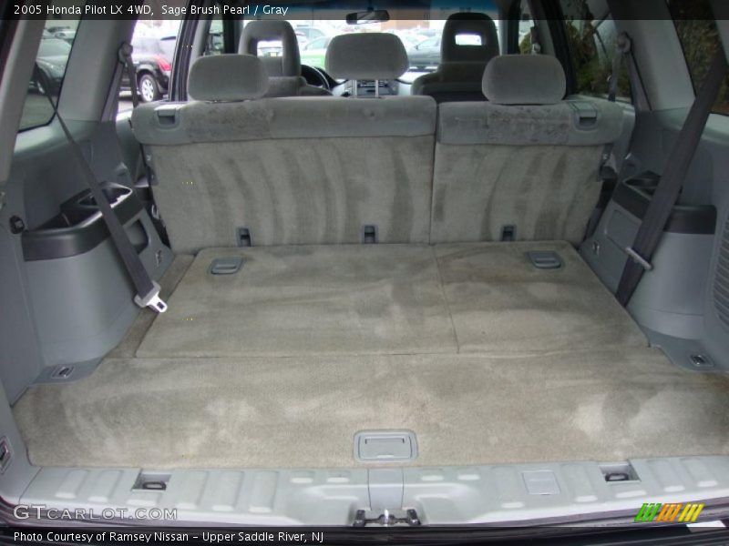  2005 Pilot LX 4WD Trunk