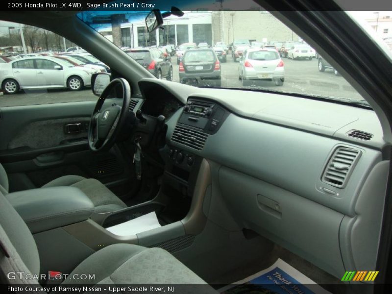  2005 Pilot LX 4WD Gray Interior