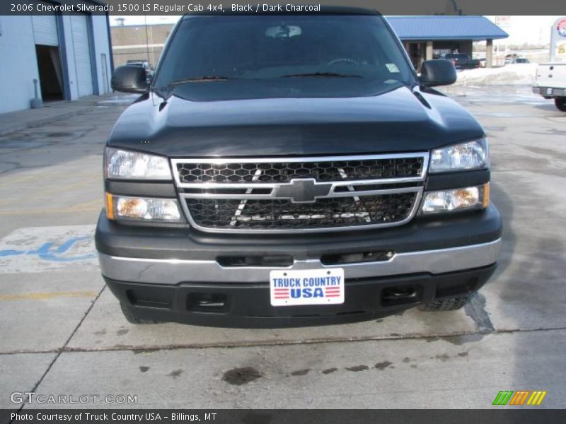 Black / Dark Charcoal 2006 Chevrolet Silverado 1500 LS Regular Cab 4x4