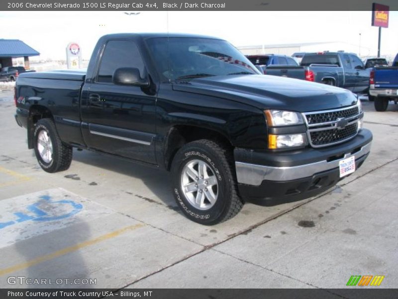 Front 3/4 View of 2006 Silverado 1500 LS Regular Cab 4x4