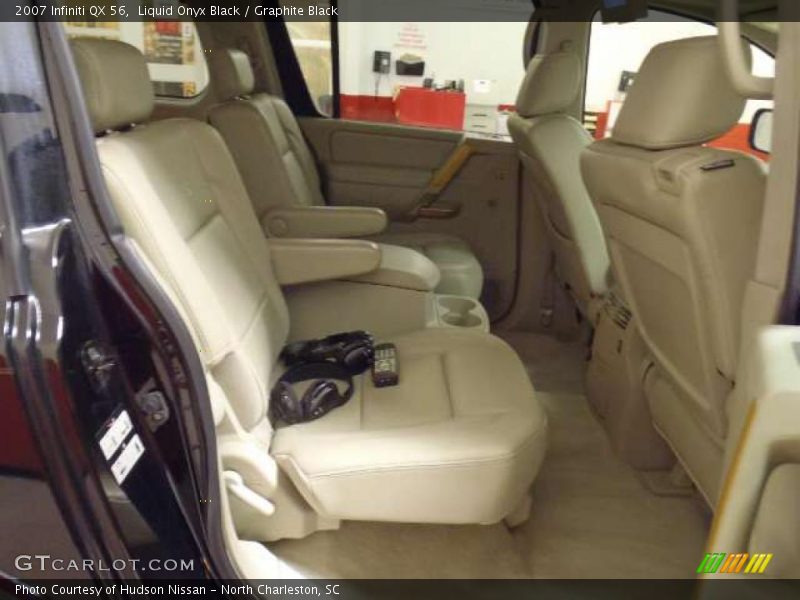 Liquid Onyx Black / Graphite Black 2007 Infiniti QX 56