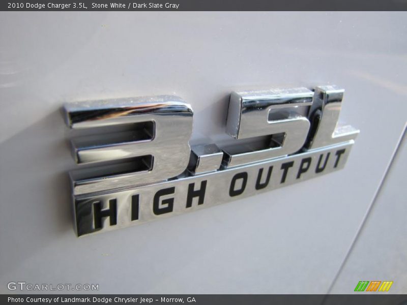 Stone White / Dark Slate Gray 2010 Dodge Charger 3.5L