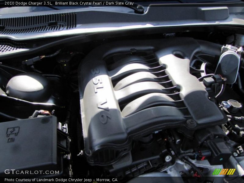 Brilliant Black Crystal Pearl / Dark Slate Gray 2010 Dodge Charger 3.5L