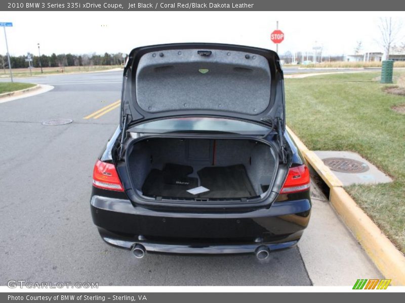  2010 3 Series 335i xDrive Coupe Trunk