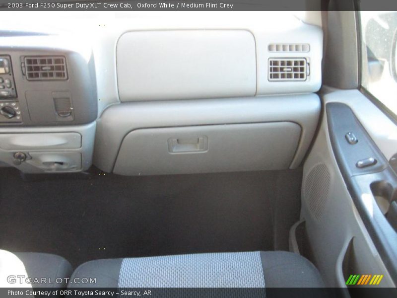 Oxford White / Medium Flint Grey 2003 Ford F250 Super Duty XLT Crew Cab