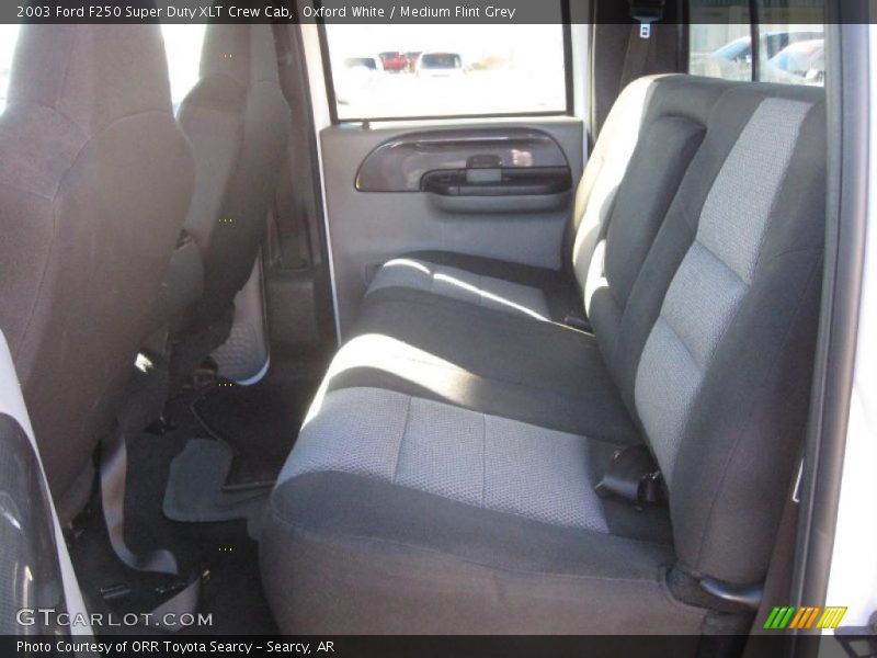 Oxford White / Medium Flint Grey 2003 Ford F250 Super Duty XLT Crew Cab